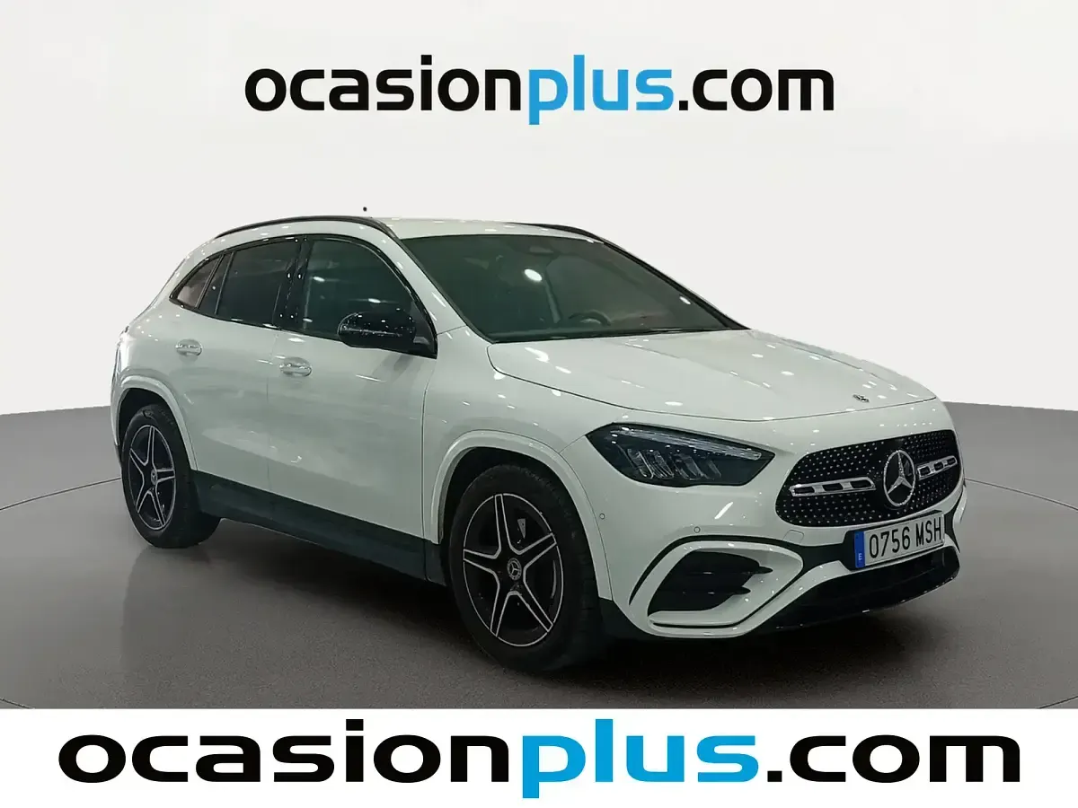 Usado Mercedes GLA200 163 CV (119 kW) 2024 Blanco SUV