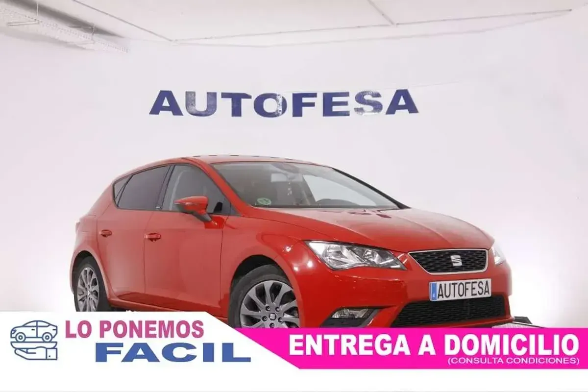 Usado Seat Leon I-Tech 122 CV (89 kW) 2014 Rojo Berlina
