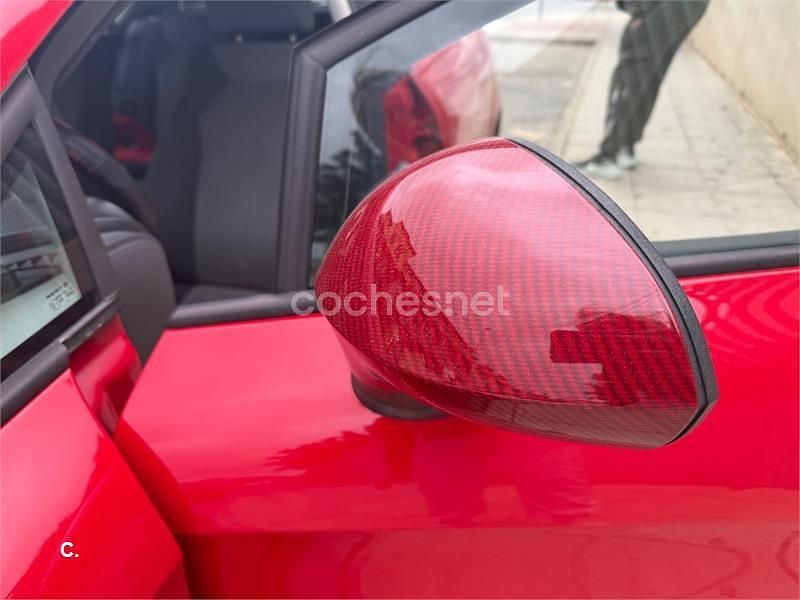 Usado Seat Leon Reference 90 CV (66 kW) 2010 Rojo Berlina