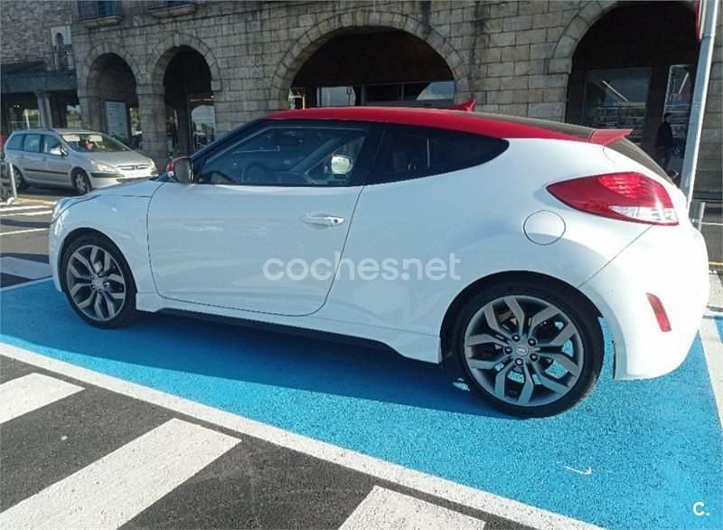 Blanco Usado 2014 Hyundai Veloster Sport Berlina | 9500 € - Imagen 1/4