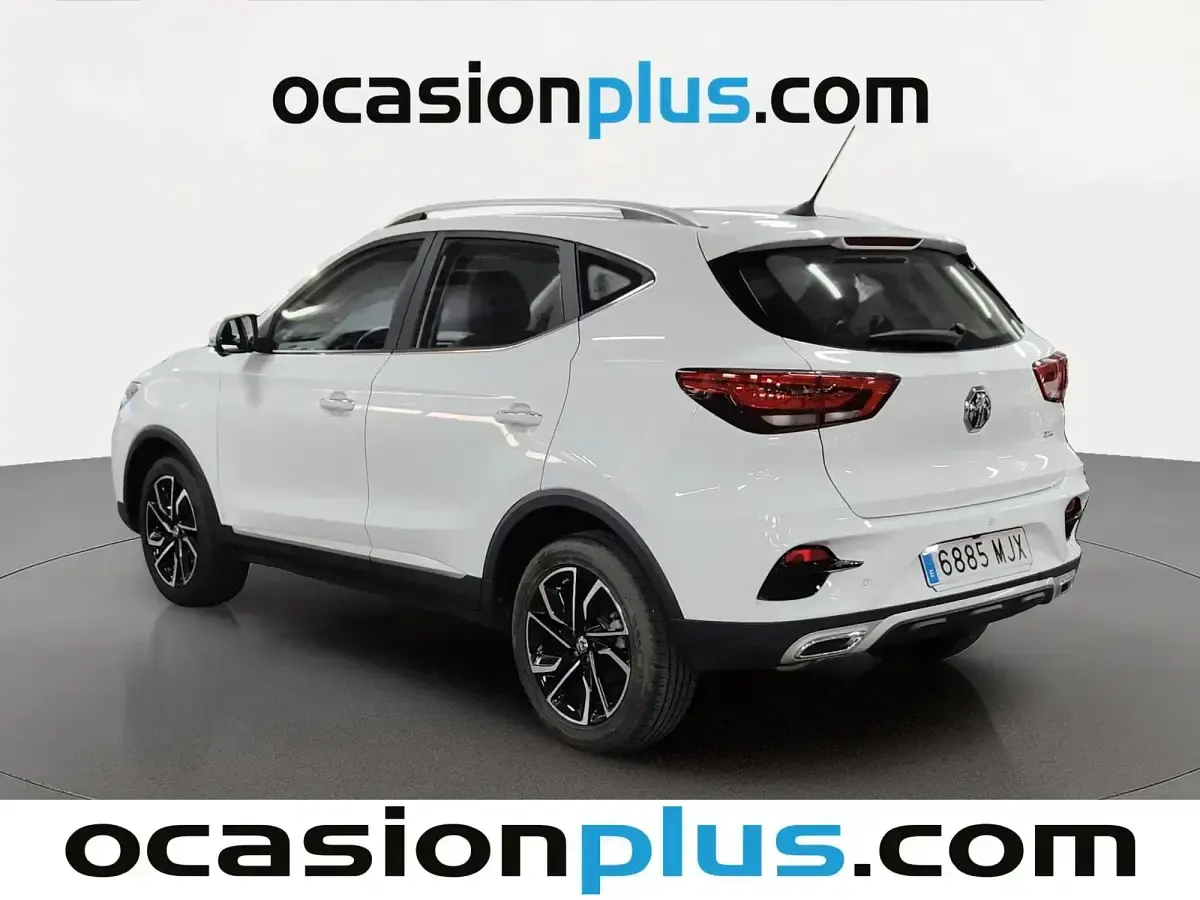 Usado MG ZS Luxury 106 CV (77 kW) 2023 Blanco SUV