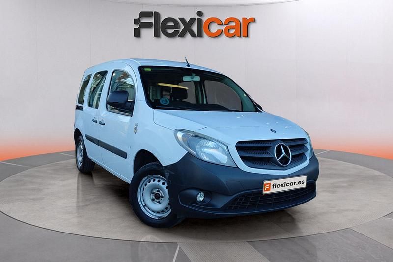 Blanco Usado 2017 Mercedes Citan 109 Familiar | 9990 € (Super precio) - Imagen 1/4