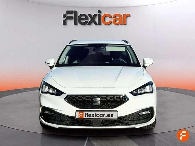 Usado Seat Leon Style 116 CV (85 kW) 2021 Blanco Utilitario