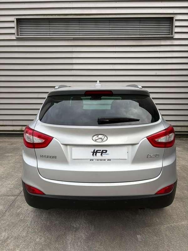 Usado Hyundai ix35 135 CV (99 kW) 2014 Gris SUV