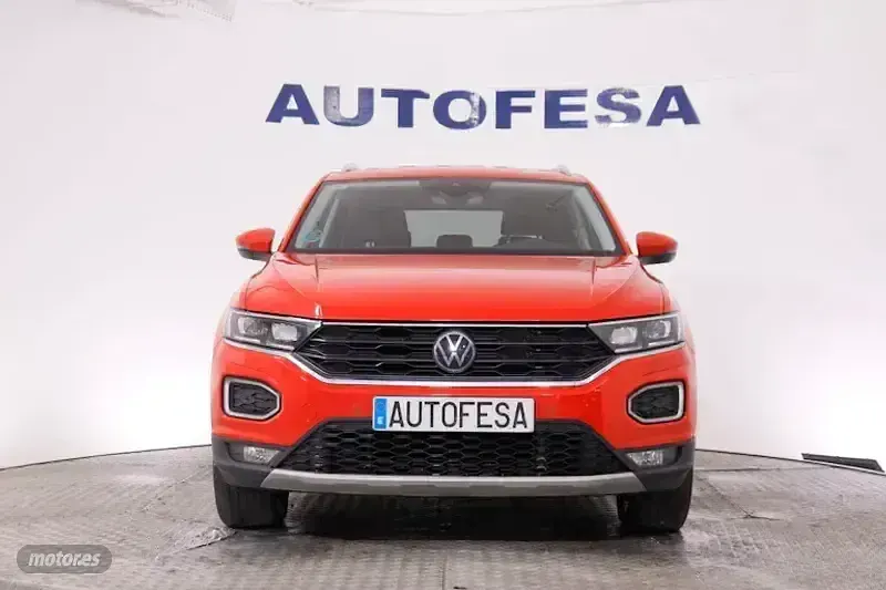 Usado VW T-Roc Advance 150 CV (110 kW) 2020 Rojo SUV