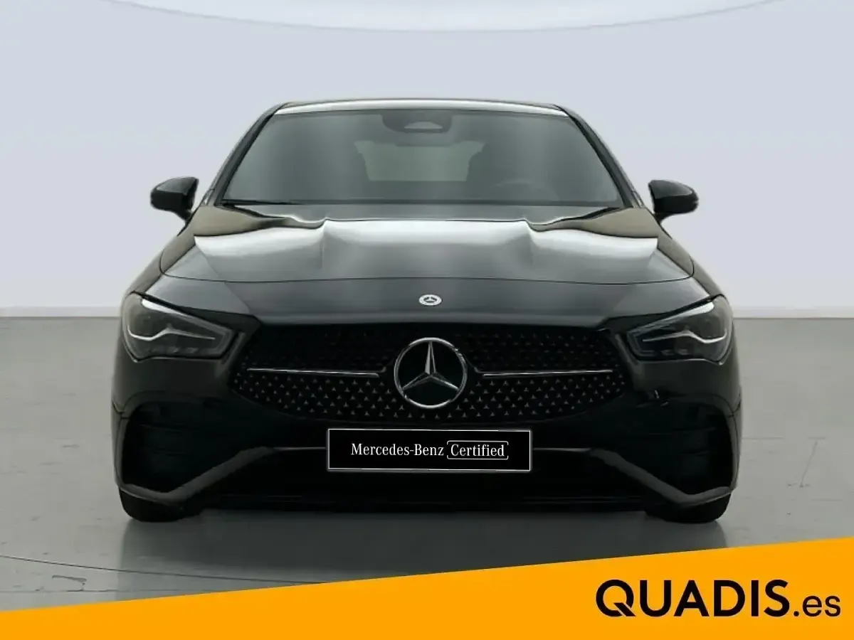 Usado Mercedes CLA200 163 CV (119 kW) 2025 Negro Berlina