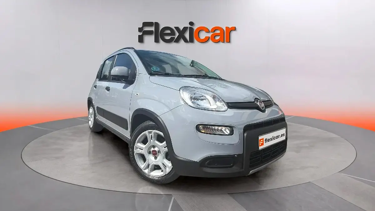 Usado Fiat Panda Cross Cross 71 CV (52 kW) 2023 Utilitario