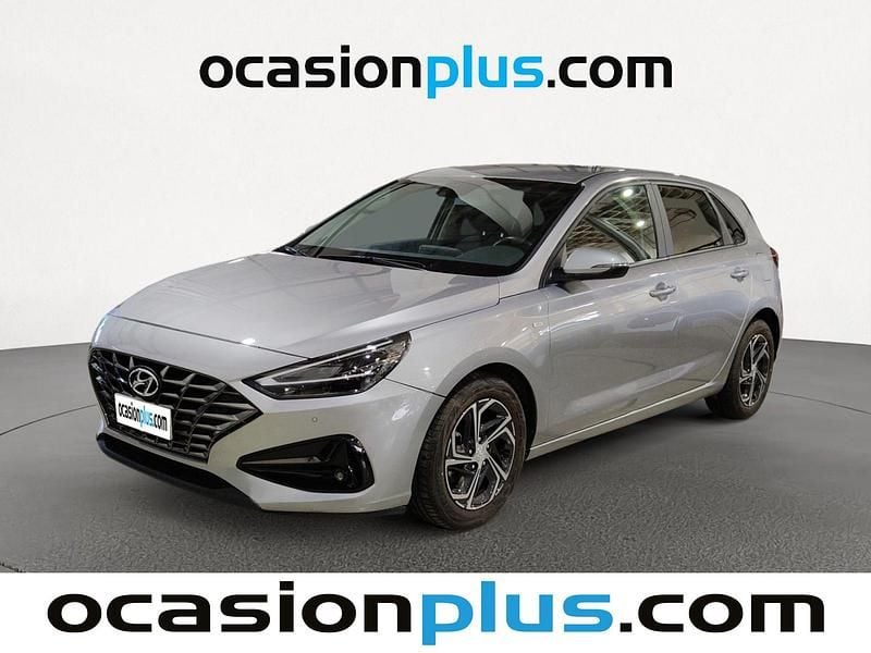 Gris plata Usado 2022 Hyundai i30 Utilitario | 15.864 € (Precio justo) - Imagen 1/4