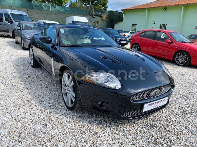 Usado Jaguar XKR 416 CV (305 kW) 2007 Negro Coupe
