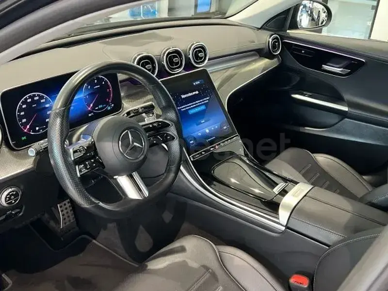 Usado Mercedes C220 200 CV (147 kW) 2021 Gris / plata Berlina