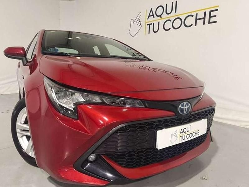 Usado Toyota Corolla Active 122 CV (89 kW) 2020 Rojo Utilitario