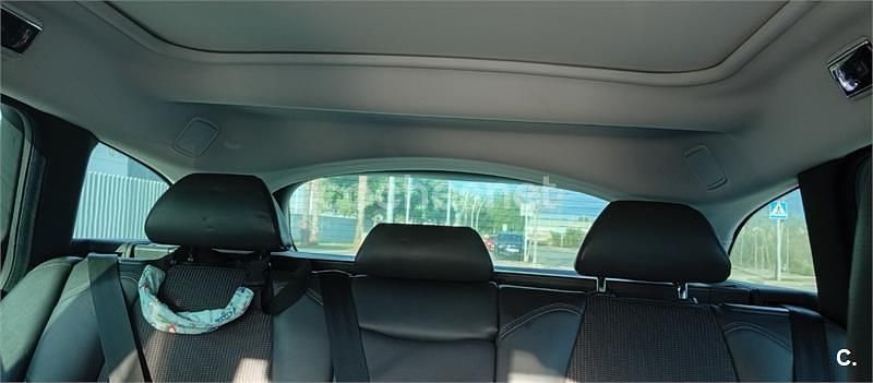 Usado Peugeot 508 SW Allure 140 CV (102 kW) 2012 Negro Familiar