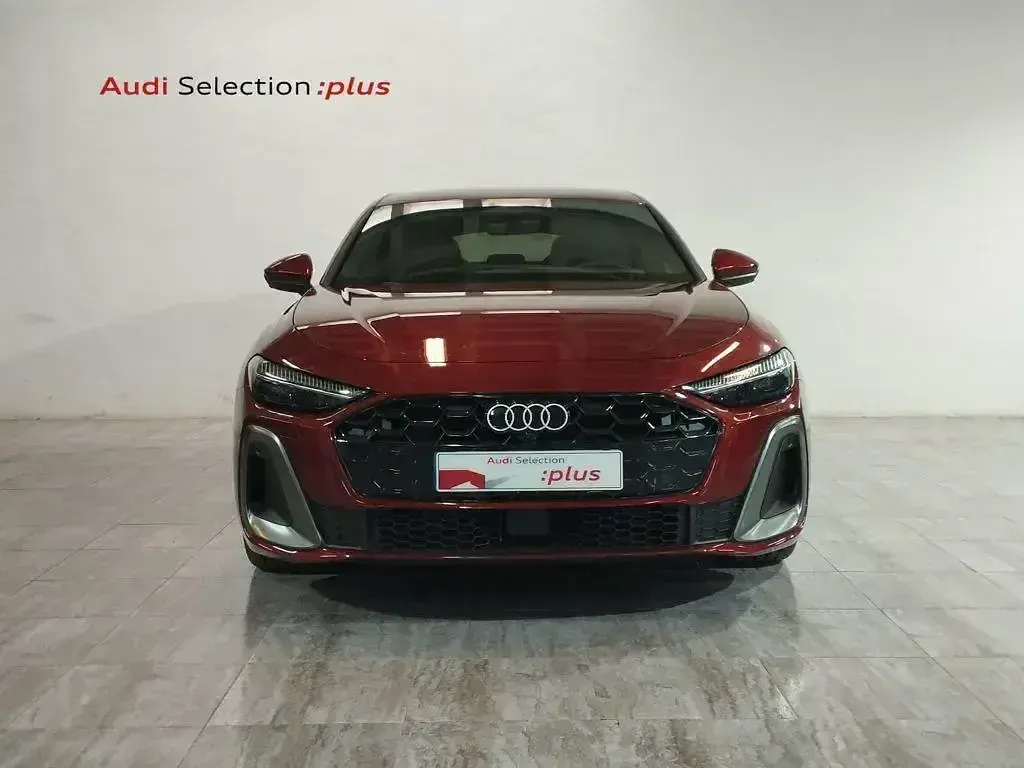 Käytetty Audi A5 S-Line 204 HP (150 kW) 2024 Punainen Sedan