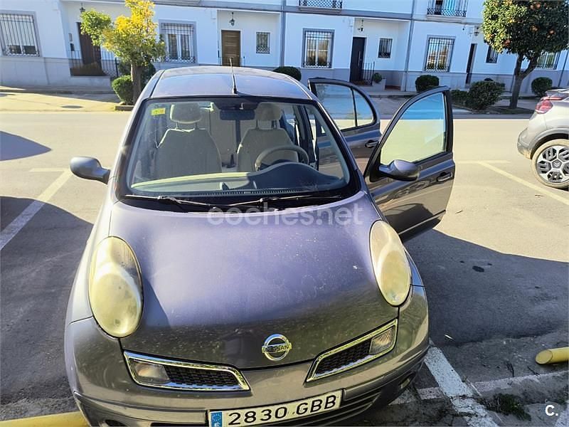 Usado Nissan Micra Acenta+ 80 CV (58 kW) 2008 Violeta / lila Berlina