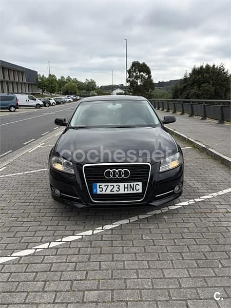 Usado Audi A3 Attraction 105 HP (77 kW) 2012 Preto Citadino
