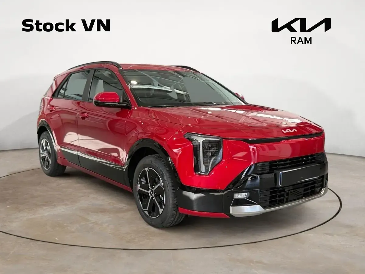 Nuevo Kia Niro 139 CV (102 kW) 2026 Runway red SUV