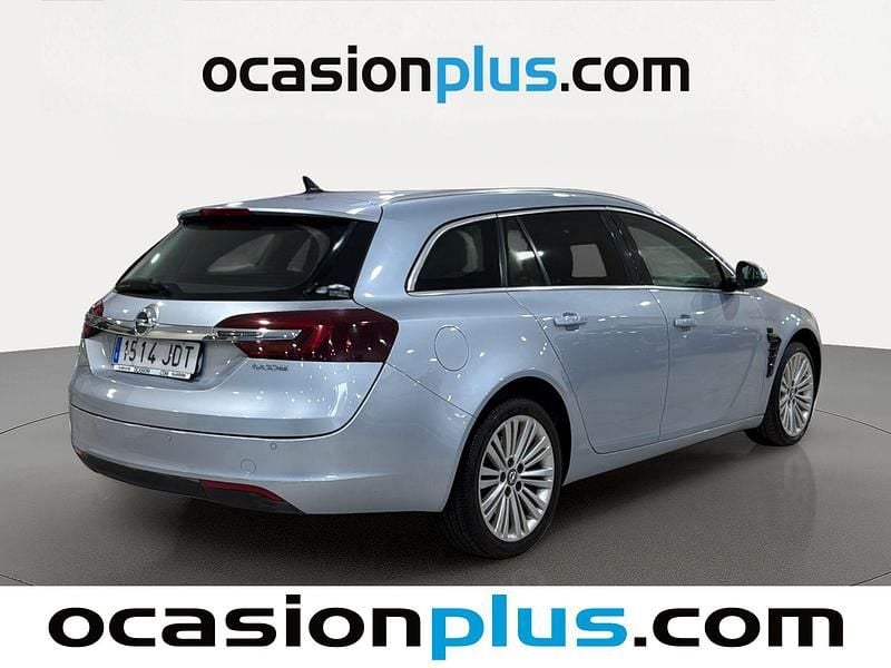 Usado Opel Insignia Excellence 140 CV (102 kW) 2015 Gris plata Familiar
