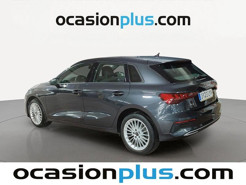 Usado Audi A3 Advanced Plus 110 CV (80 kW) 2022 Gris Berlina