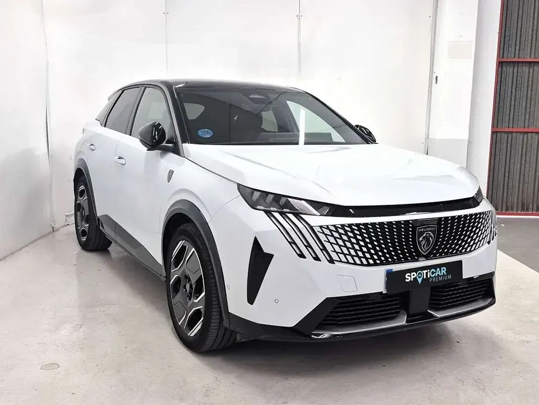 Usado Peugeot e-3008 GTi 156 kW (213 CV) 2024 Blanco SUV