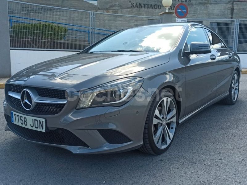 Gris / plata Usado 2015 Mercedes CLA200 Urban Berlina | 17.100 € (Precio justo) - Imagen 1/4