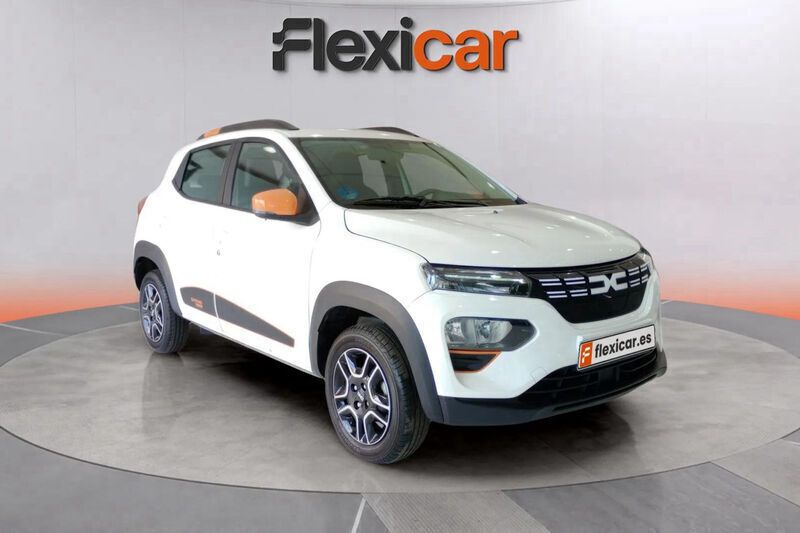 Blanco Usado 2023 Dacia Spring Business Utilitario | 11.490 € (Buen precio) - Imagen 1/4