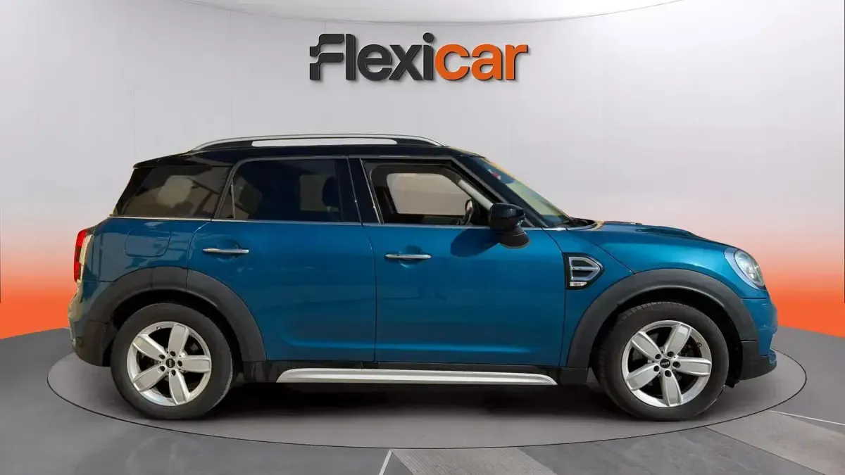 Usado Mini Cooper Countryman 136 CV (100 kW) 2020 Azul SUV