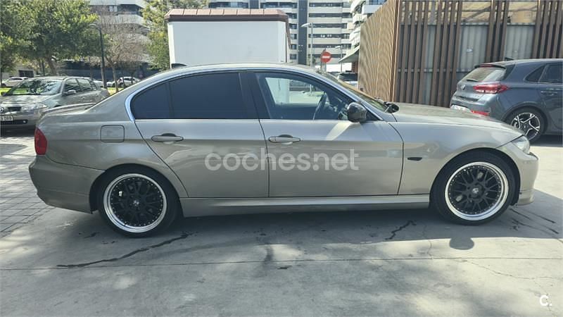 Usado BMW 320 184 CV (135 kW) 2011 Gris / plata Berlina