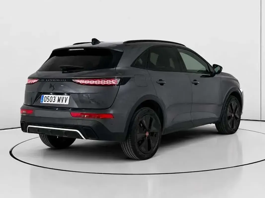 Usado DS Automobiles DS7 Crossback Performance 129 CV (94 kW) 2024 Gris SUV