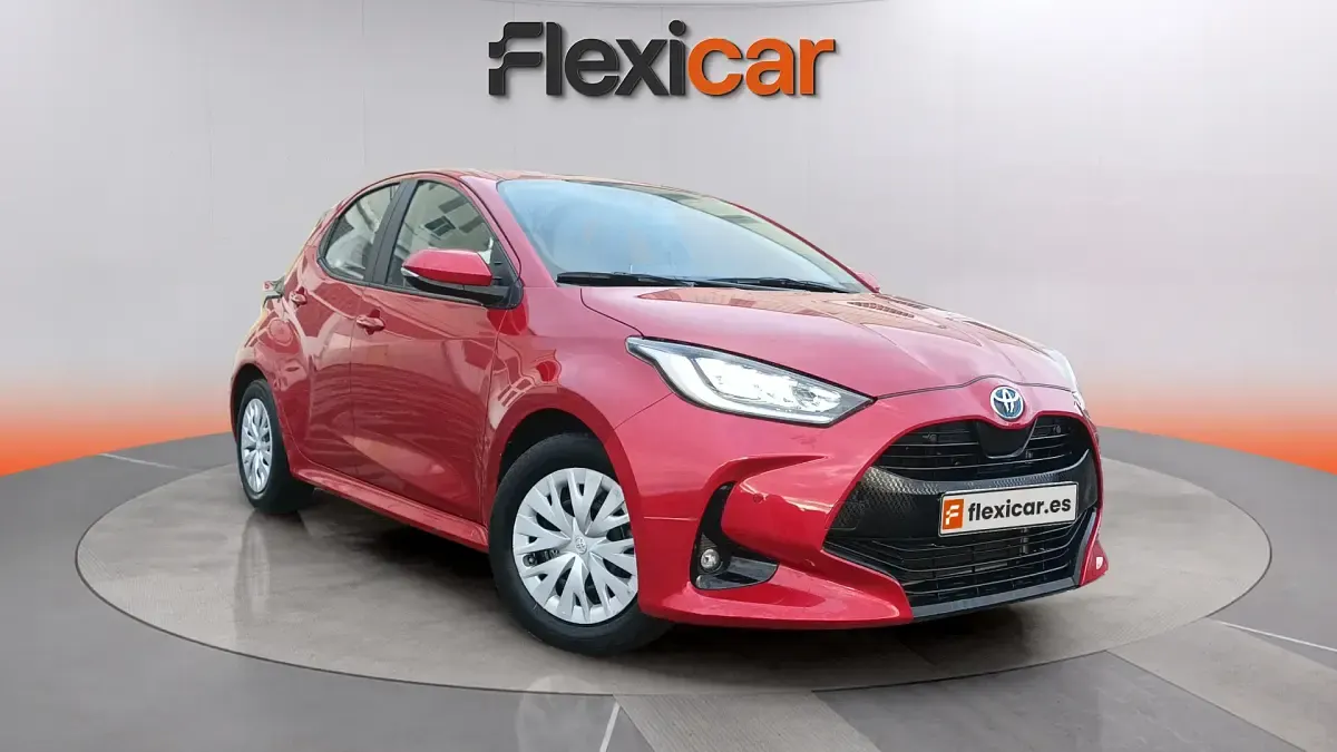 Usado Toyota Yaris Hybrid Active 116 CV (85 kW) 2023 Utilitario
