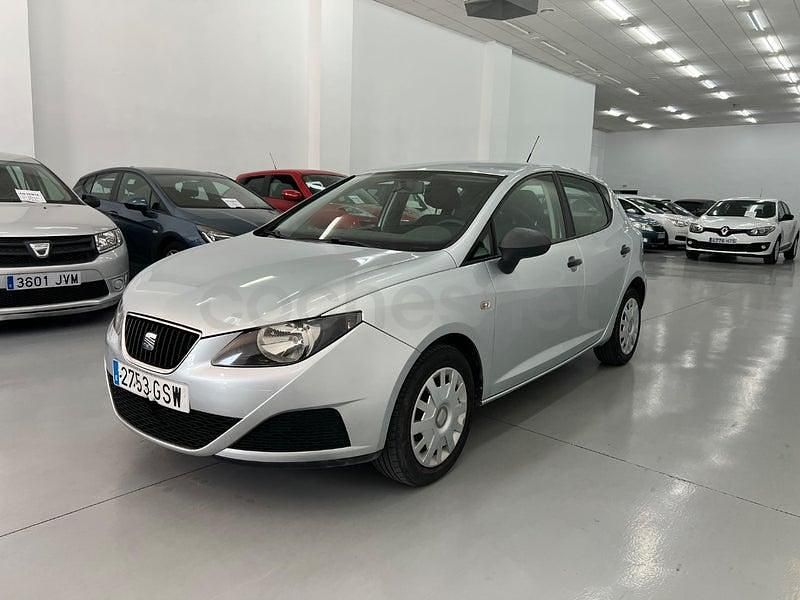 Usado Seat Ibiza Reference 70 HP (51 kW) 2010 Cinzento Sedan