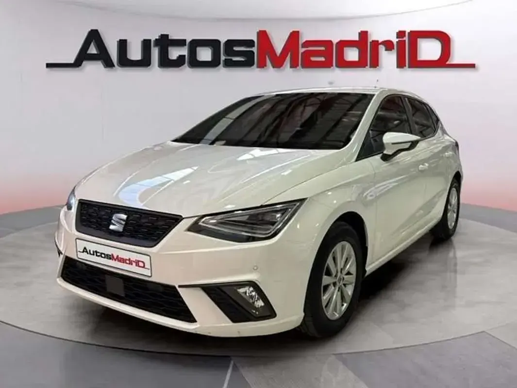 Usado Seat Ibiza Style 110 CV (80 kW) 2023 Blanco Utilitario