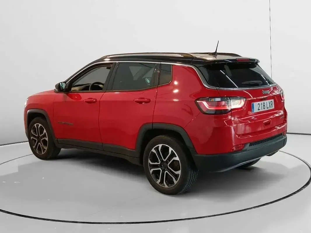 Usado Jeep Compass Limited 131 CV (96 kW) 2022 Rojo SUV