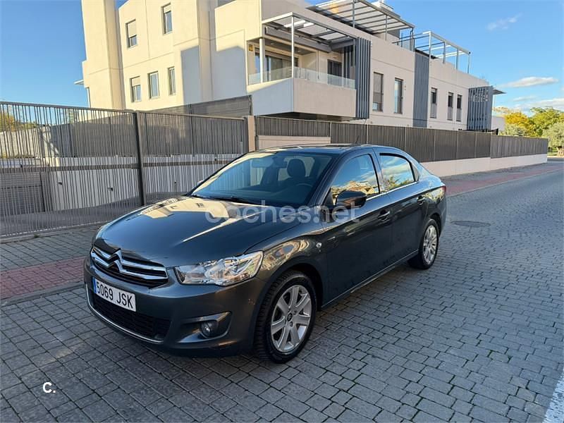 Gris / plata Usado 2017 Citroën C-Elysee I Exclusive Berlina | 5899 € (Super precio) - Imagen 1/4