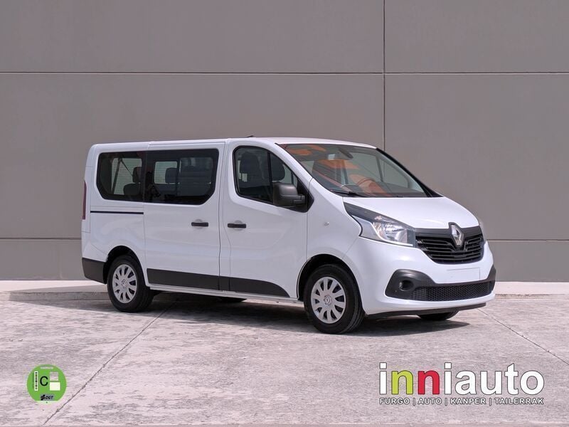 Usado Renault Trafic 120 CV (88 kW) 2019 Blanco Monovolumen