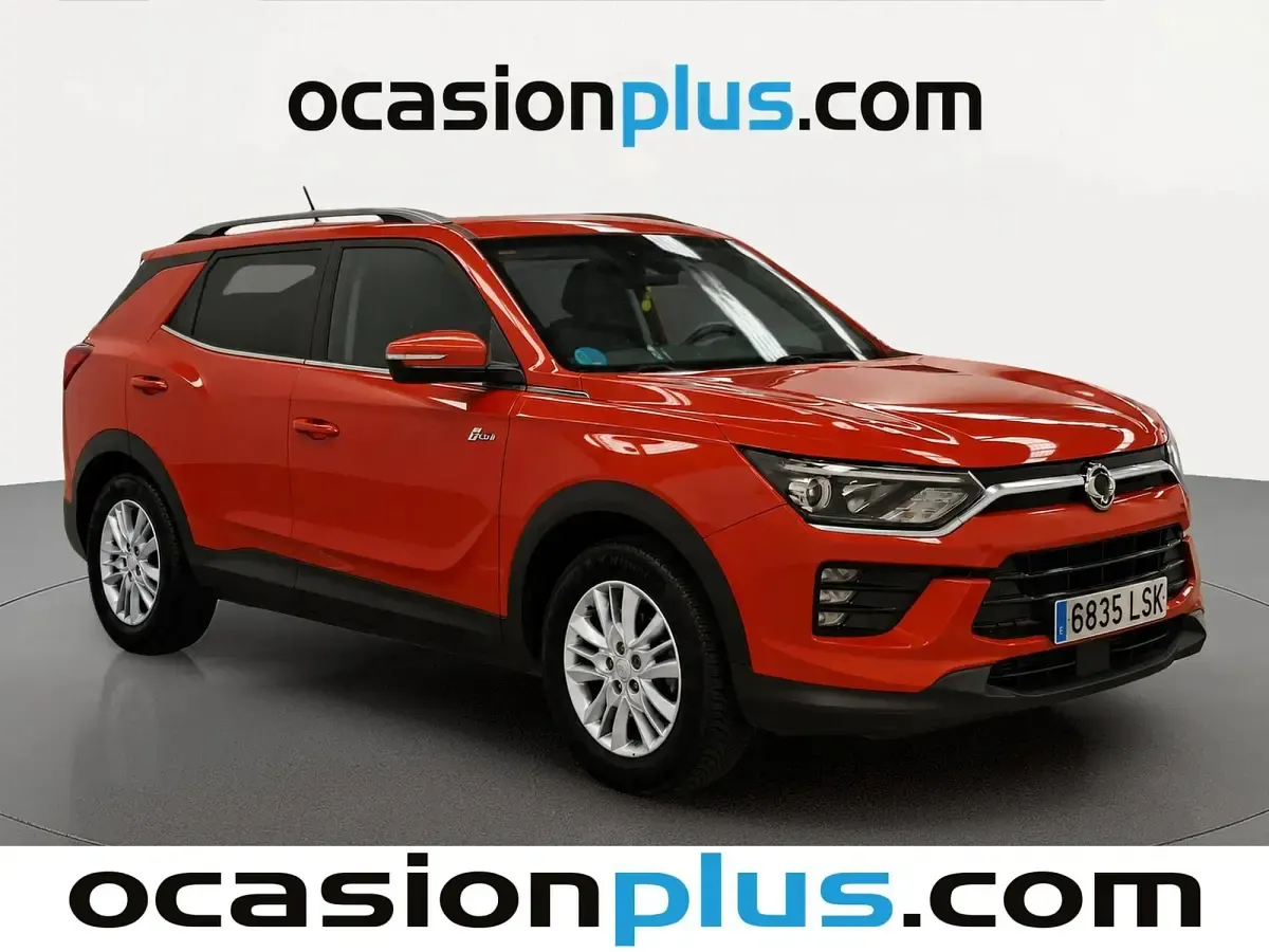 Usado SsangYong Korando 149 CV (109 kW) 2021 Naranja SUV