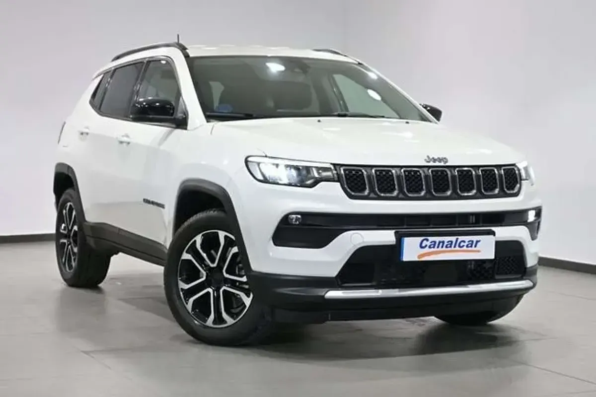 Usado Jeep Compass Limited 190 CV (139 kW) 2024 Blanco SUV