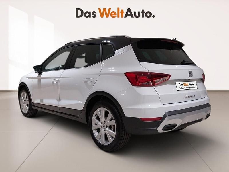 Usado Seat Arona Xperience 115 CV (84 kW) 2025 Blanco SUV