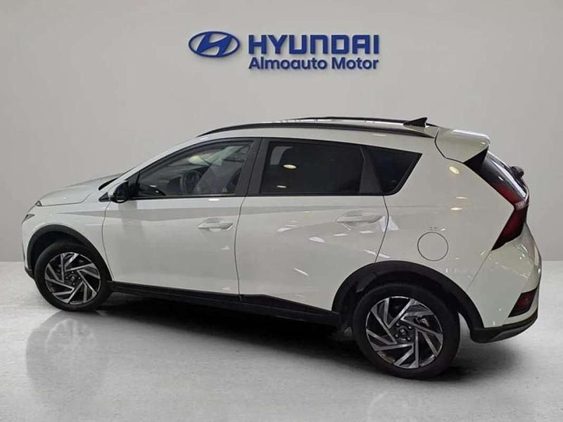 Usado Hyundai Bayon 102 CV (75 kW) 2025 Blanco SUV