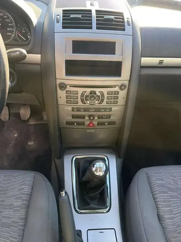 Usado Peugeot 407 116 CV (85 kW) 2004 Negro Berlina