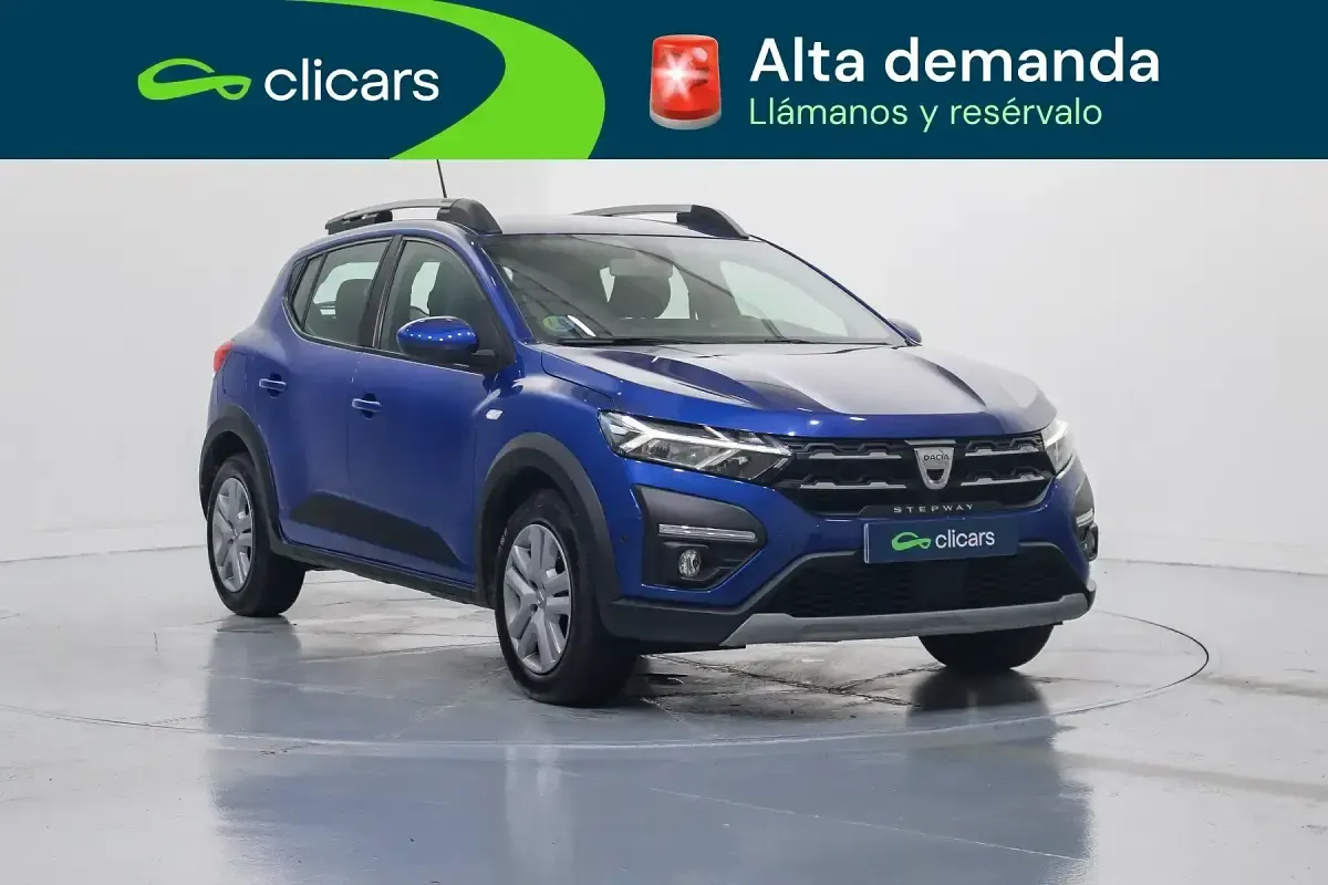Usado Dacia Sandero Comfort 100 CV (73 kW) 2022 Azul