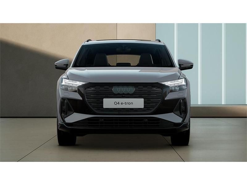 Nuevo Audi Q4 e-tron Ambiente 210 kW (286 CV) 2026 Gris SUV