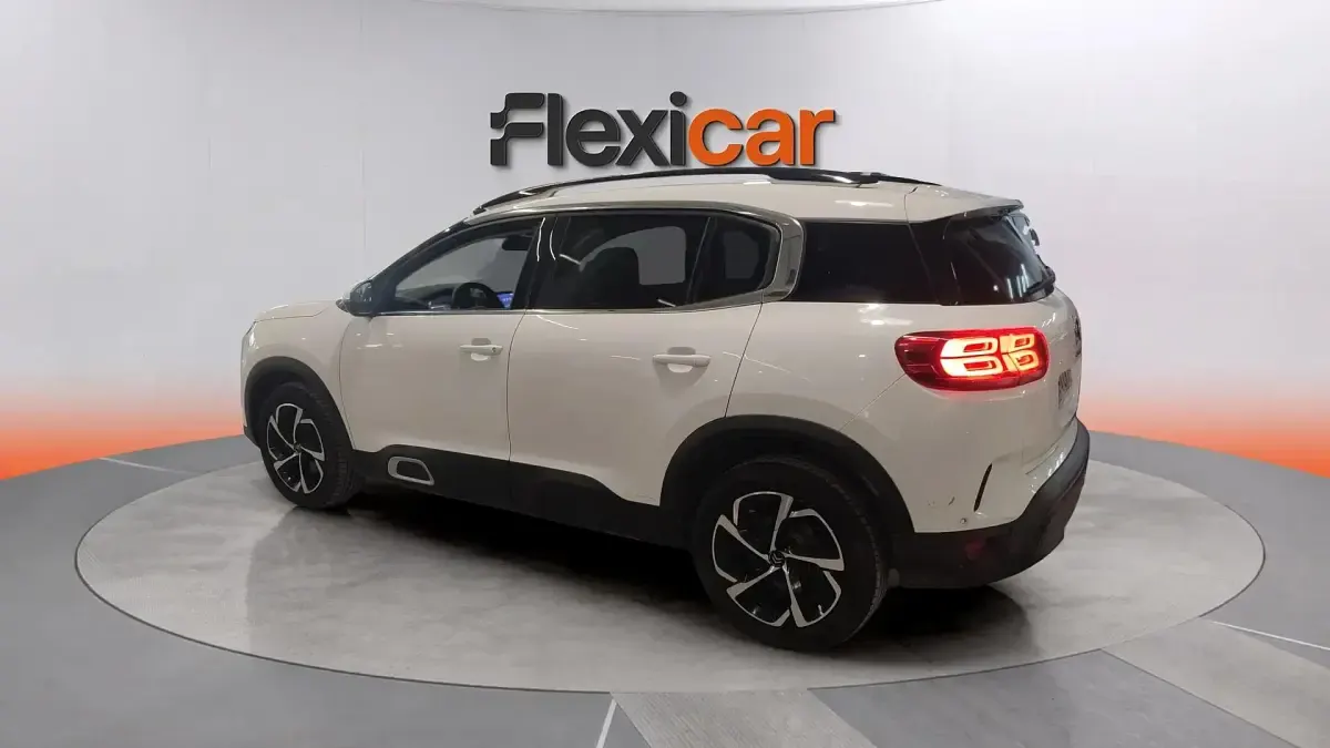 Usado Citroën C5 Aircross Shine 131 CV (96 kW) 2020 Blanco SUV