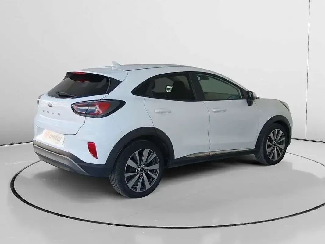 Usado Ford Puma Titanium 125 CV (91 kW) 2022 Blanco SUV