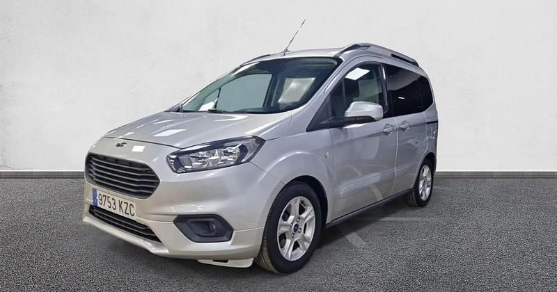 Usado Ford Tourneo Courier Ambiente 100 CV (73 kW) 2019 Monovolumen