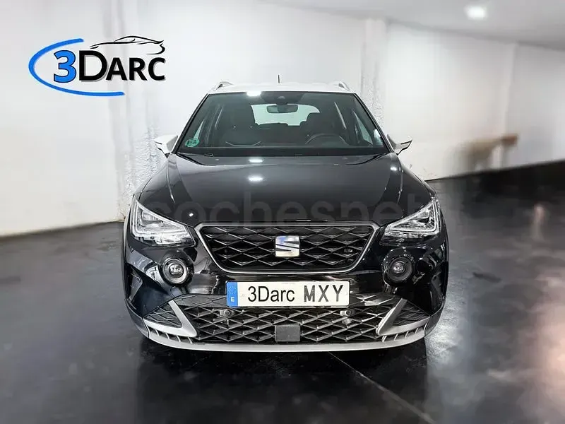 Usado Seat Arona FR 115 CV (84 kW) 2025 Negro SUV
