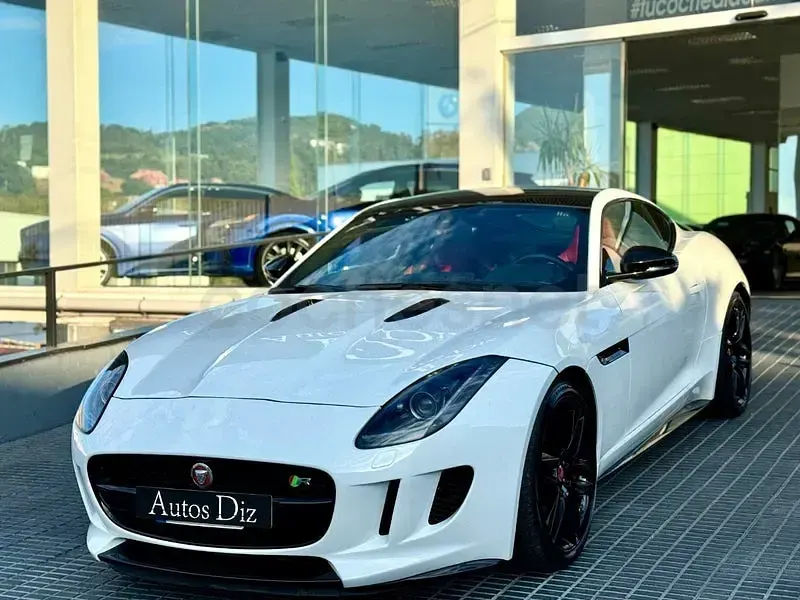 Usado Jaguar F-Type R 551 CV (405 kW) 2014 Blanco Coupe