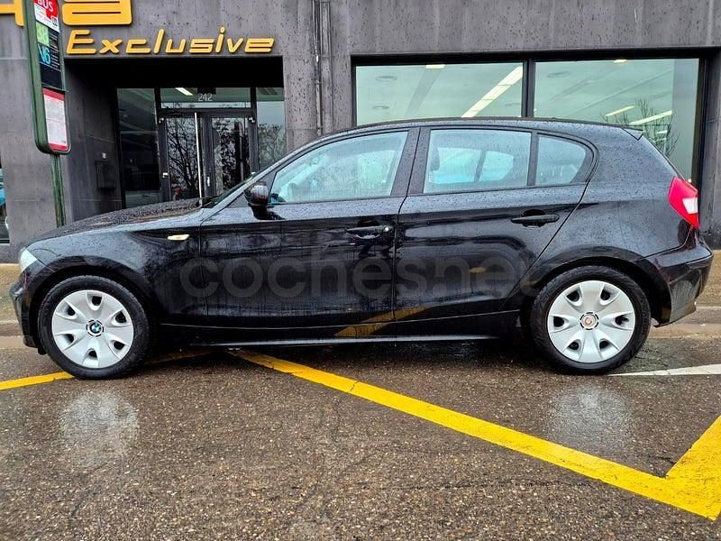Usado BMW 116 115 CV (84 kW) 2006 Negro Utilitario