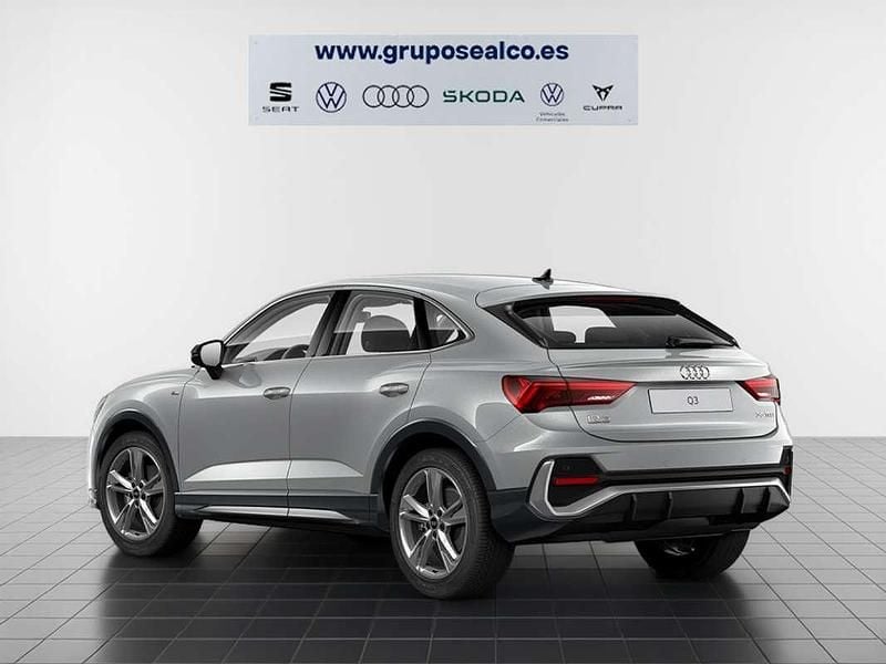 Usado Audi Q3 Sportback Ambiente 150 CV (110 kW) 2020 Plateado SUV