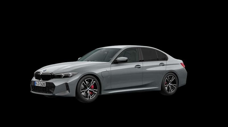 Käytetty BMW 330e 292 HP (214 kW) 2021 Harmaa Sedan