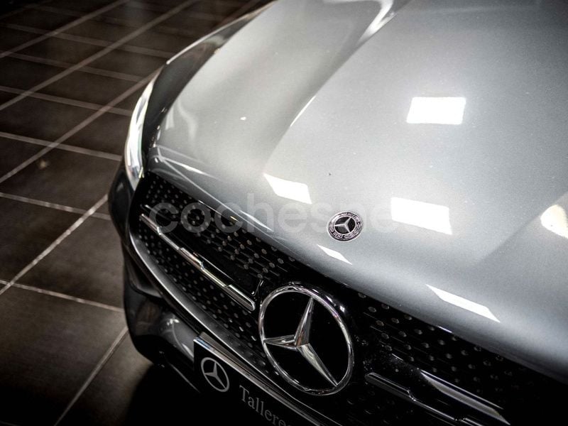 Usado Mercedes GLC200 163 CV (119 kW) 2020 Gris / plata SUV